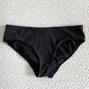 Lululemon Clear Waters Mid-Rise Bottom Black Size 6